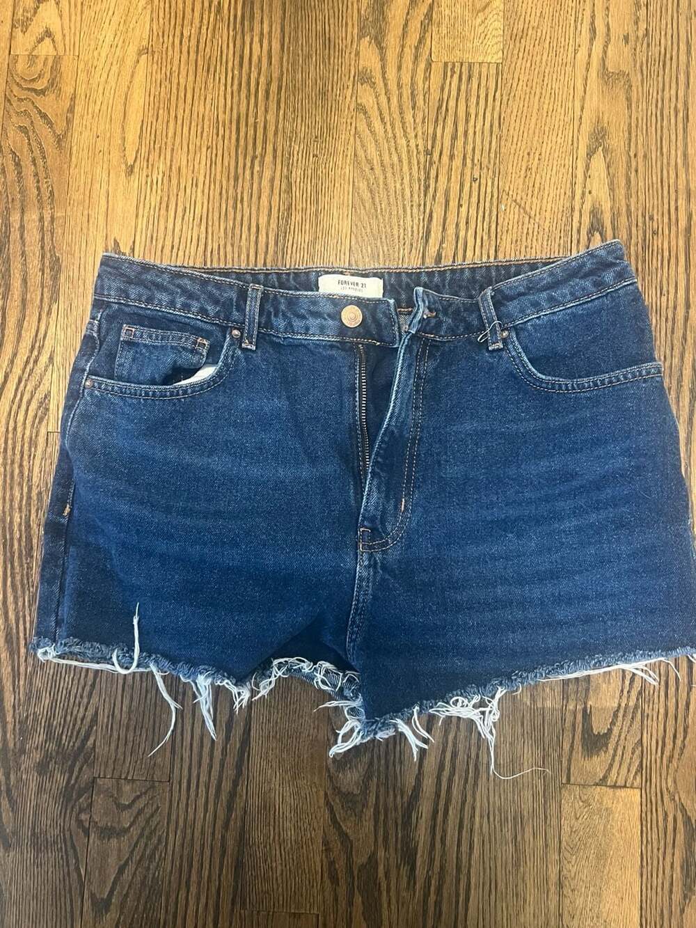 Forever 21 Women's High Rise Dark Wash Cut-Off Denim Shorts Size 28
